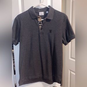 Burberry Polo - Size M